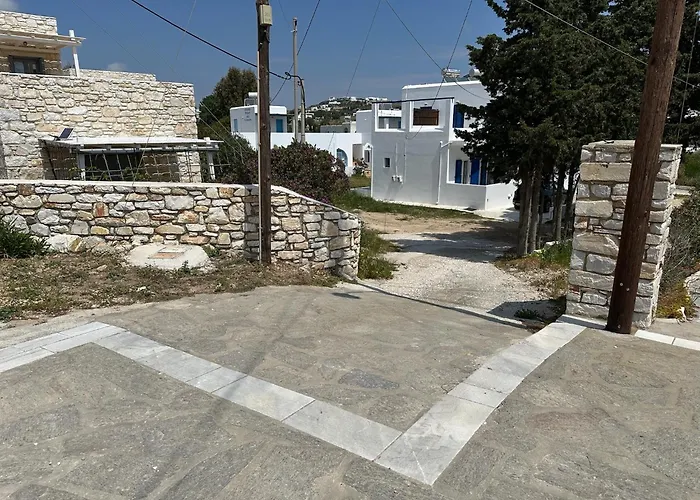 Family House Near * Logaras