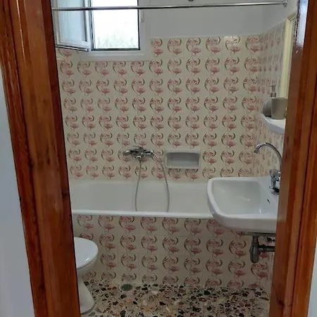 Apartment Family House Near *