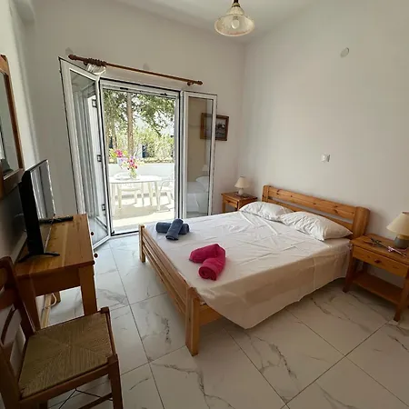 Family House Near Logaras